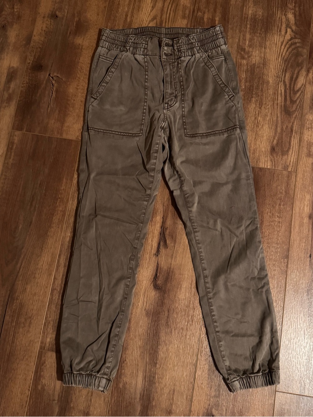 American Eagle Stretch Cargo Pants in Olive Brown